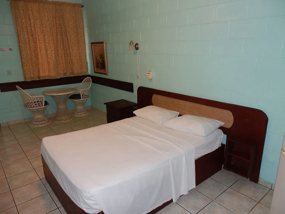 Hotel Garant & Suites Boca Chica